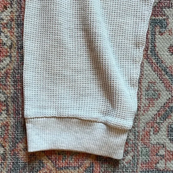 Victoria's Secret Pajamas Matching Set Waffle Knit Button Top/Jogger Lounge Set - Picture 9 of 9